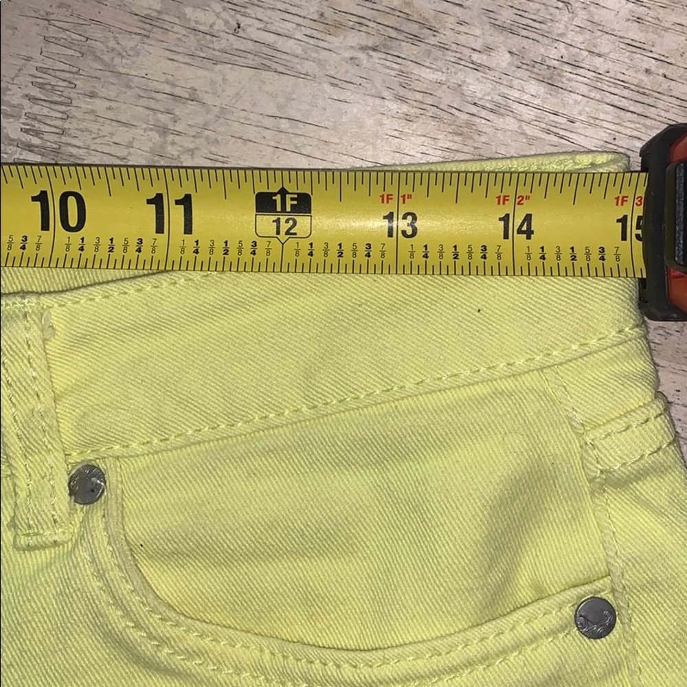 Shorts - Picture 4 of 4